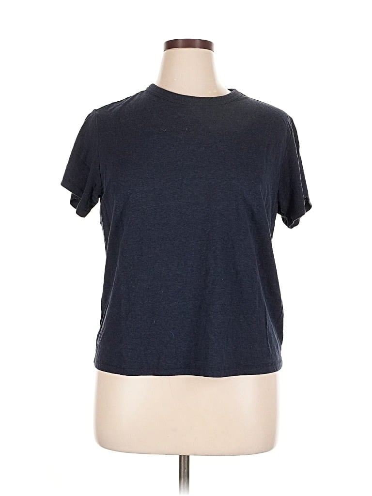 Pre-owned Free Assembly Short Sleeve T-shirt In Blue