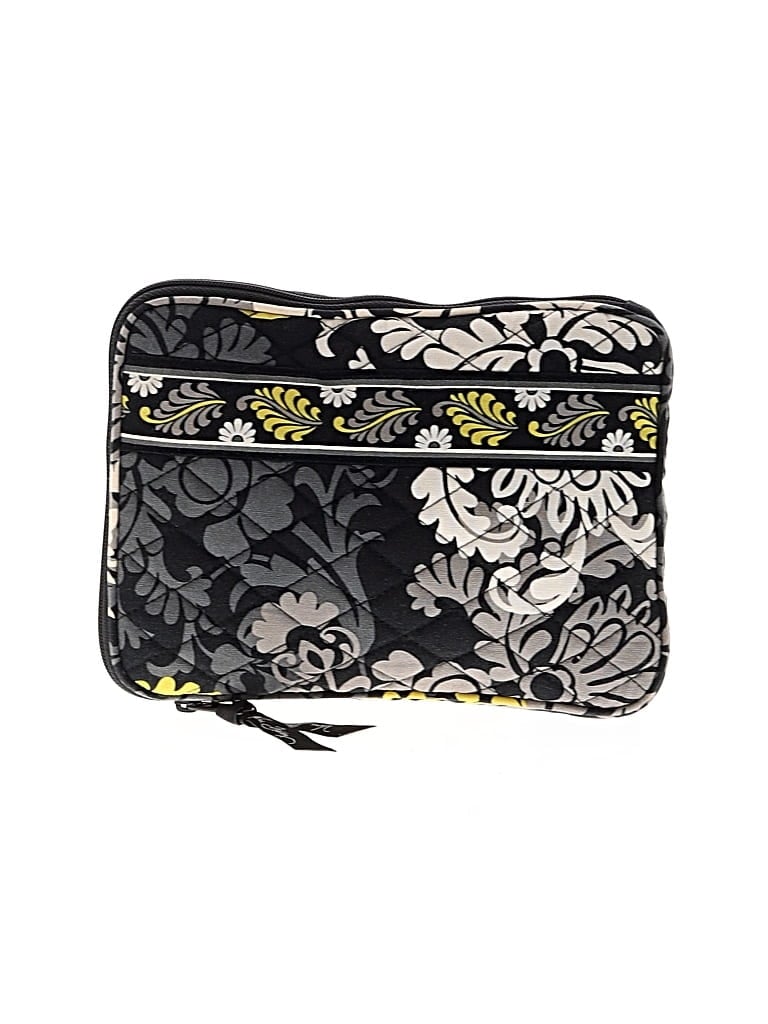 Pre-owned Vera Bradley Clutch In Black