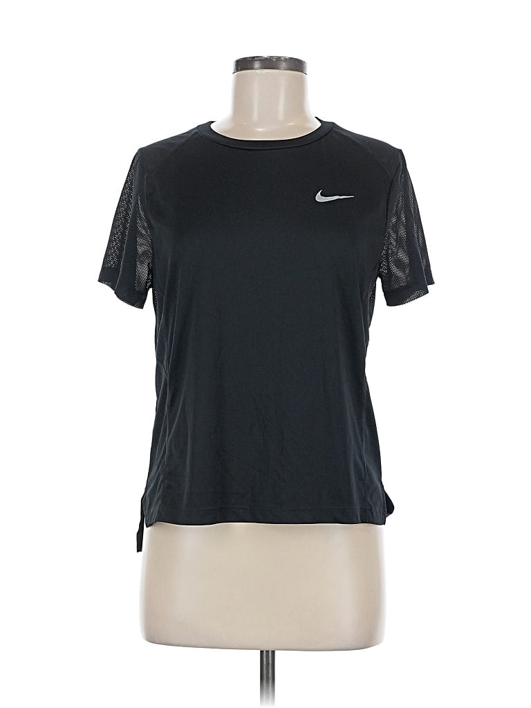Pre-owned Nike Active T-shirt In Black