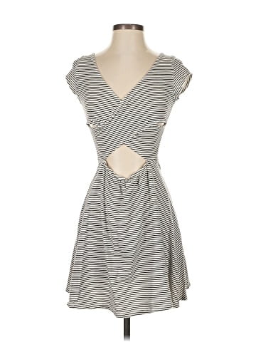 American Eagle Outfitters Casual Dress (view 1)