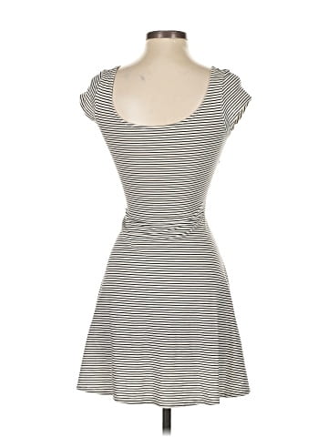 American Eagle Outfitters Casual Dress (view 2)
