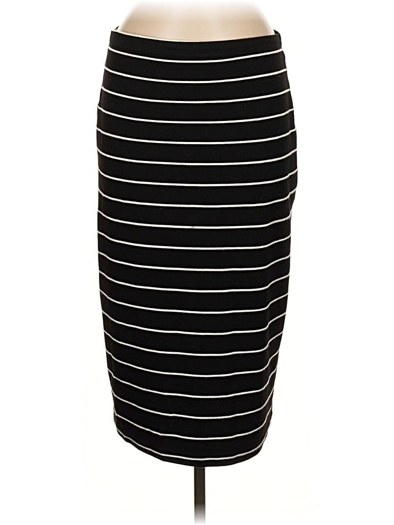 Pre-owned Max Studio Casual Skirt In Black