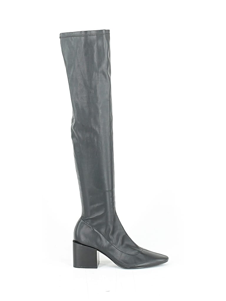 Pre-owned Zara Boots In Black