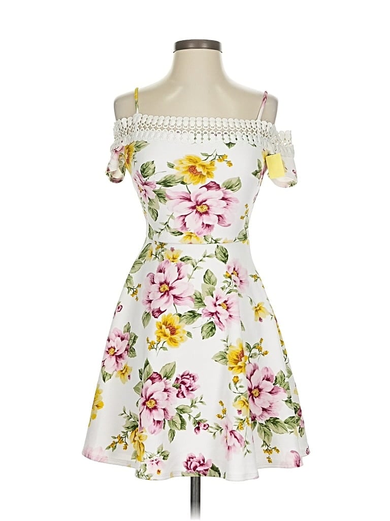 Pre-owned B. Smart Cocktail Dress In White