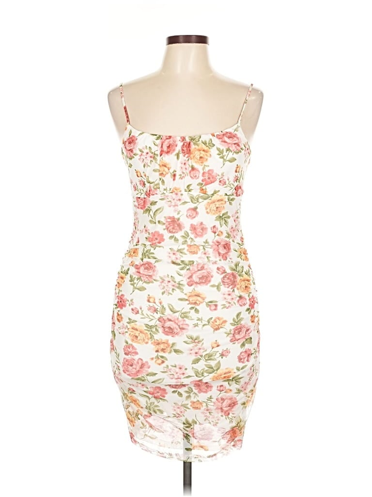 Pre-owned Fashion Nova Cocktail Dress In White