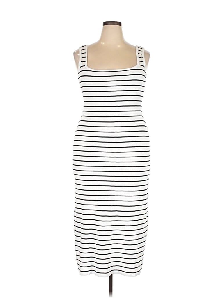 Pre-owned Fashion Nova Casual Dress In White