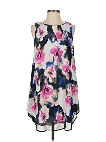 Astr Sleeveless Blouse (view 1)