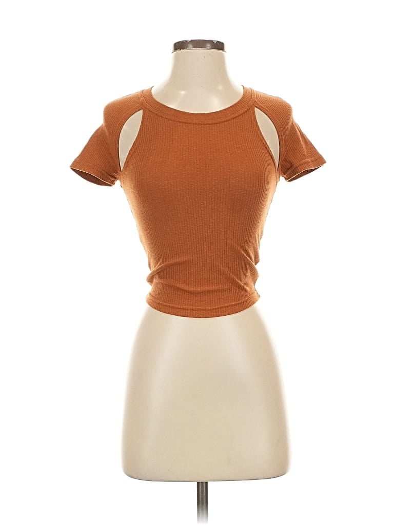 Pre-owned Urban Outfitters Short Sleeve T-shirt In Brown