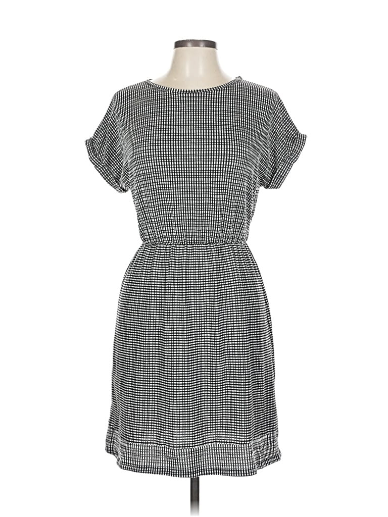 Pre-owned Caution To The Wind Casual Dress In Gray