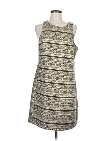 Alice & Trixie Casual Dress (view 1)
