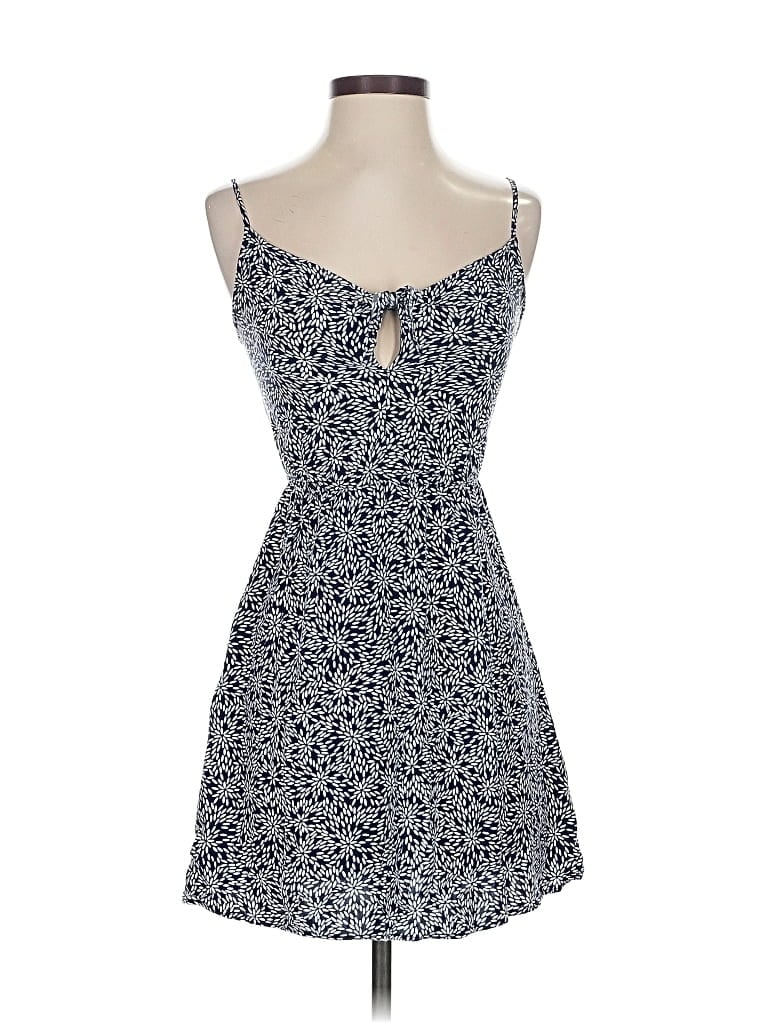 Pre-owned Divided By H&m Casual Dress In Blue