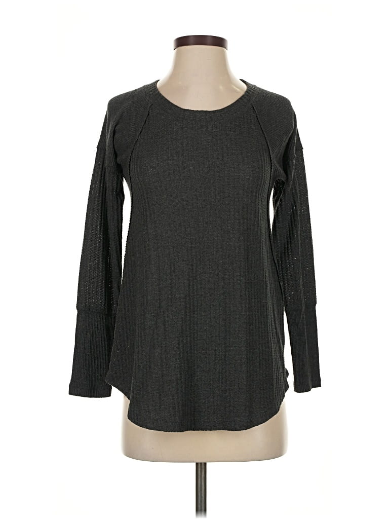 Pre-owned Maurices Long Sleeve T-shirt In Gray