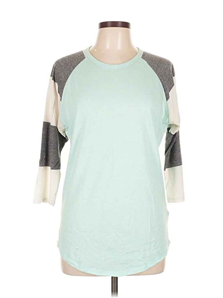 Pre-owned Lularoe 3/4 Sleeve T-shirt In Green