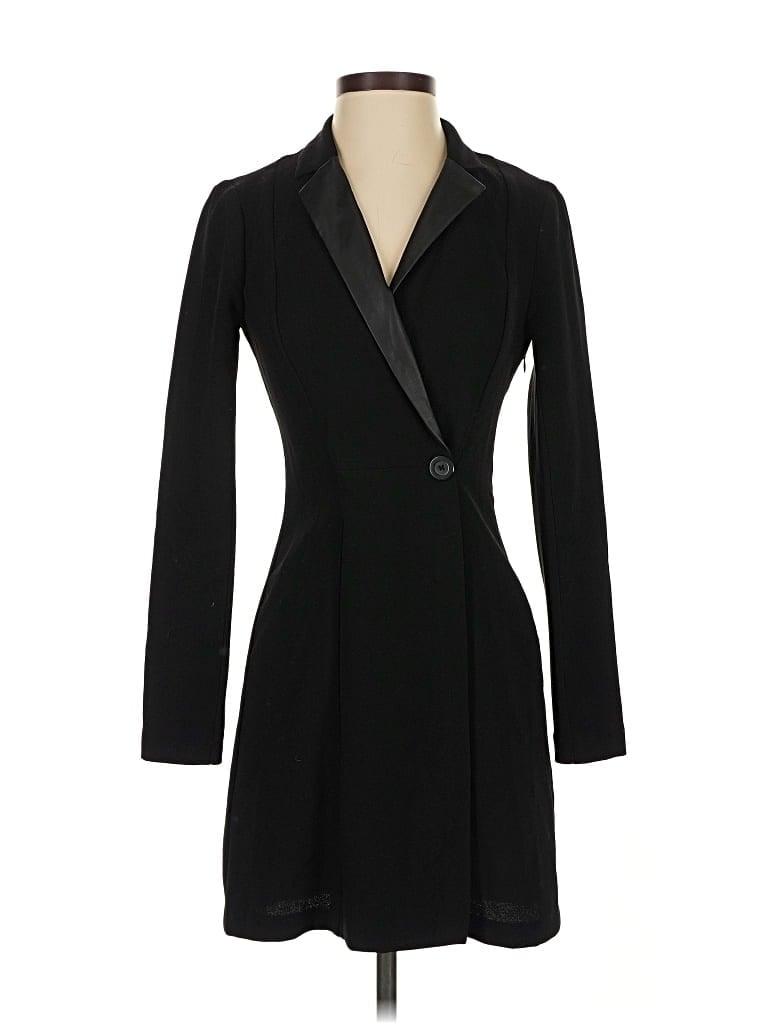Pre-owned Bcbgeneration Coat In Black