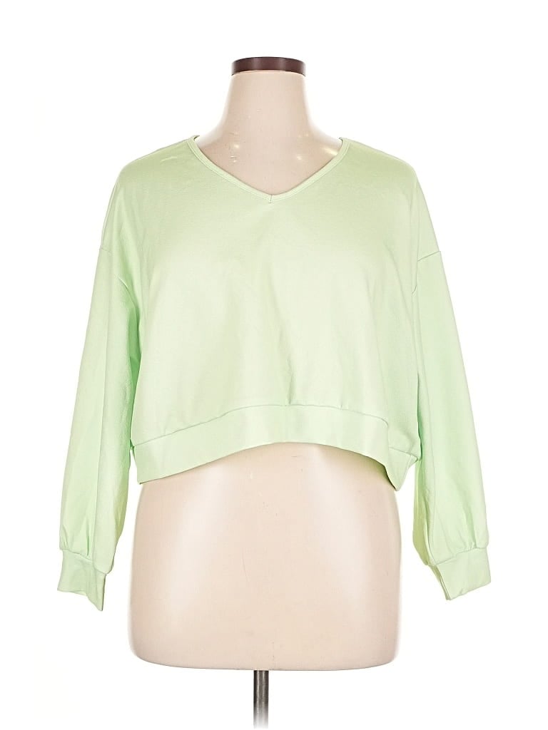 Pre-owned Shein Curve Sweatshirt In Green