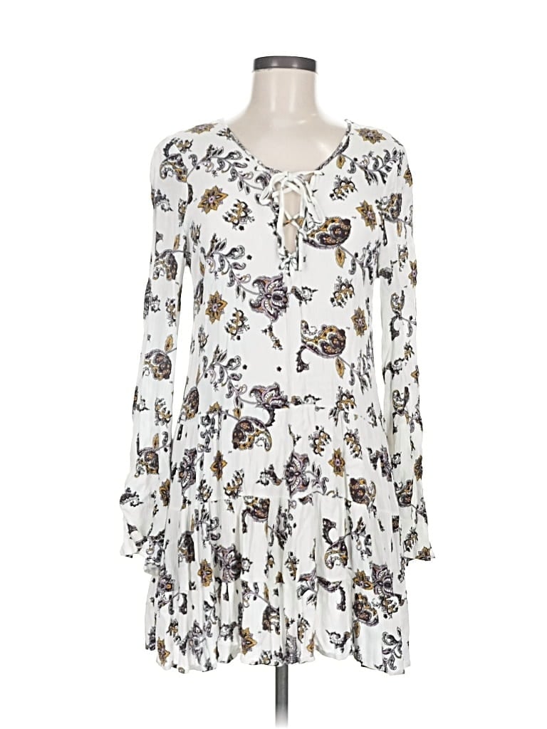 Pre-owned La Hearts Casual Dress In White