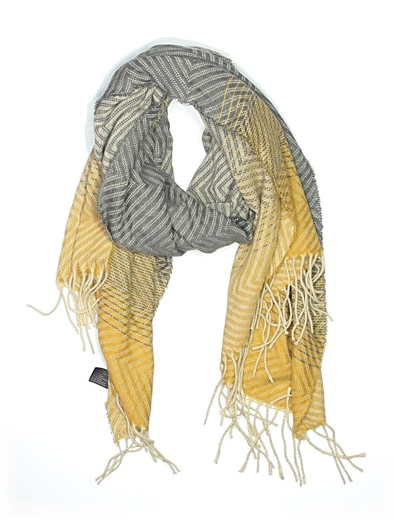 Pre-owned Joy Susan Scarf In Gray