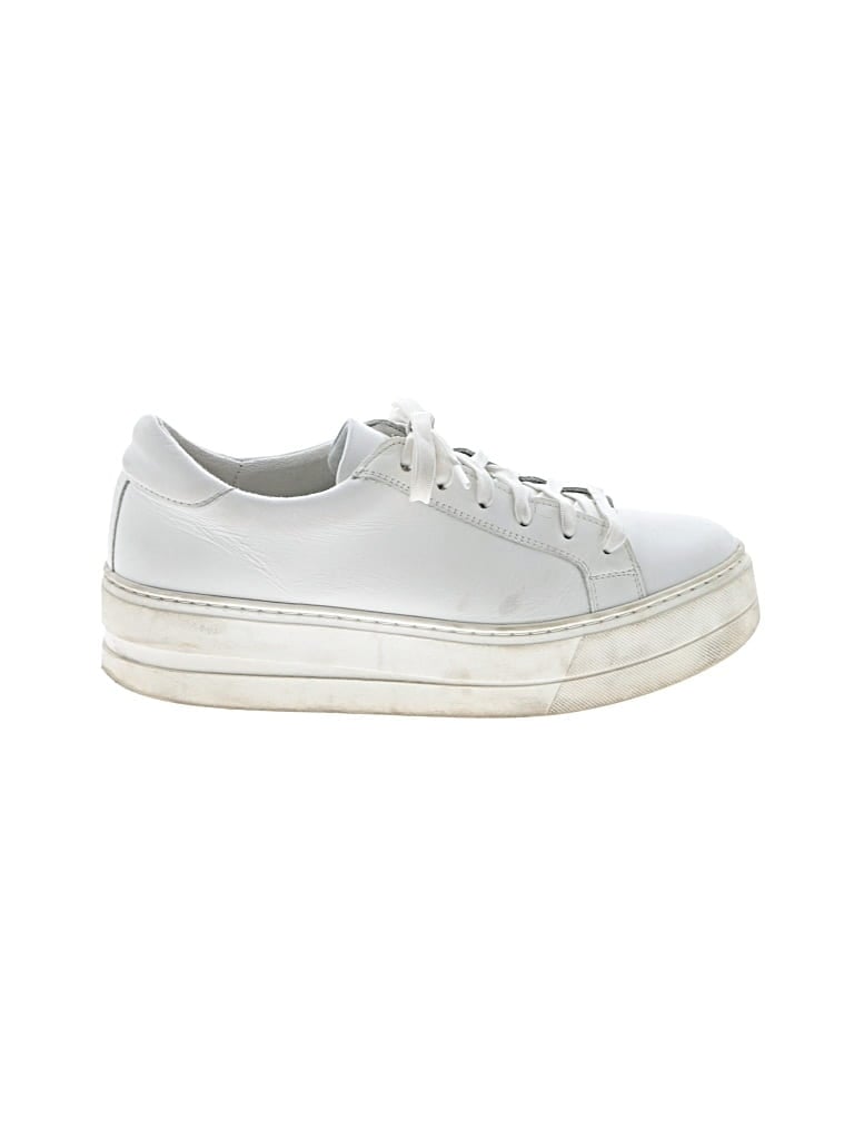 Pre-owned Bos. & Co. Sneakers In White