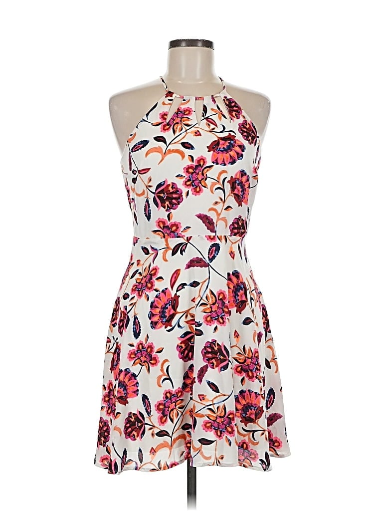 Pre-owned Express Casual Dress In White