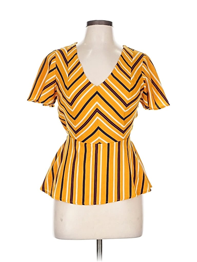 Pre-owned Monteau Short Sleeve Blouse In Yellow