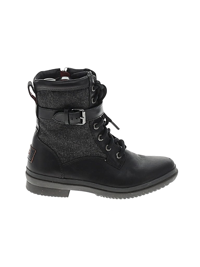 Pre-owned Ugg Boots In Black