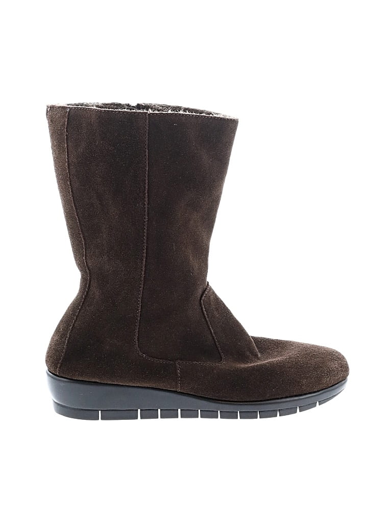 Pre-owned Aerosoles Boots In Brown