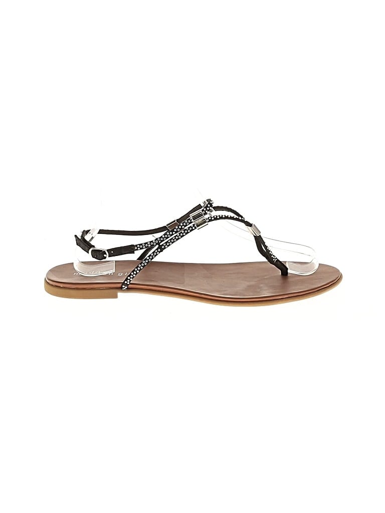 Pre-owned Madden Girl Sandals In Black