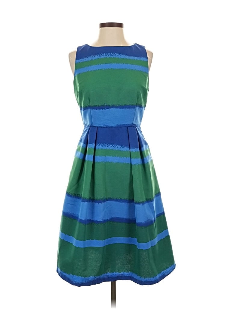 Pre-owned New York And Company Casual Dress In Green