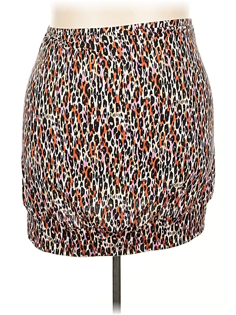 Pre-owned Torrid Casual Skirt In Brown