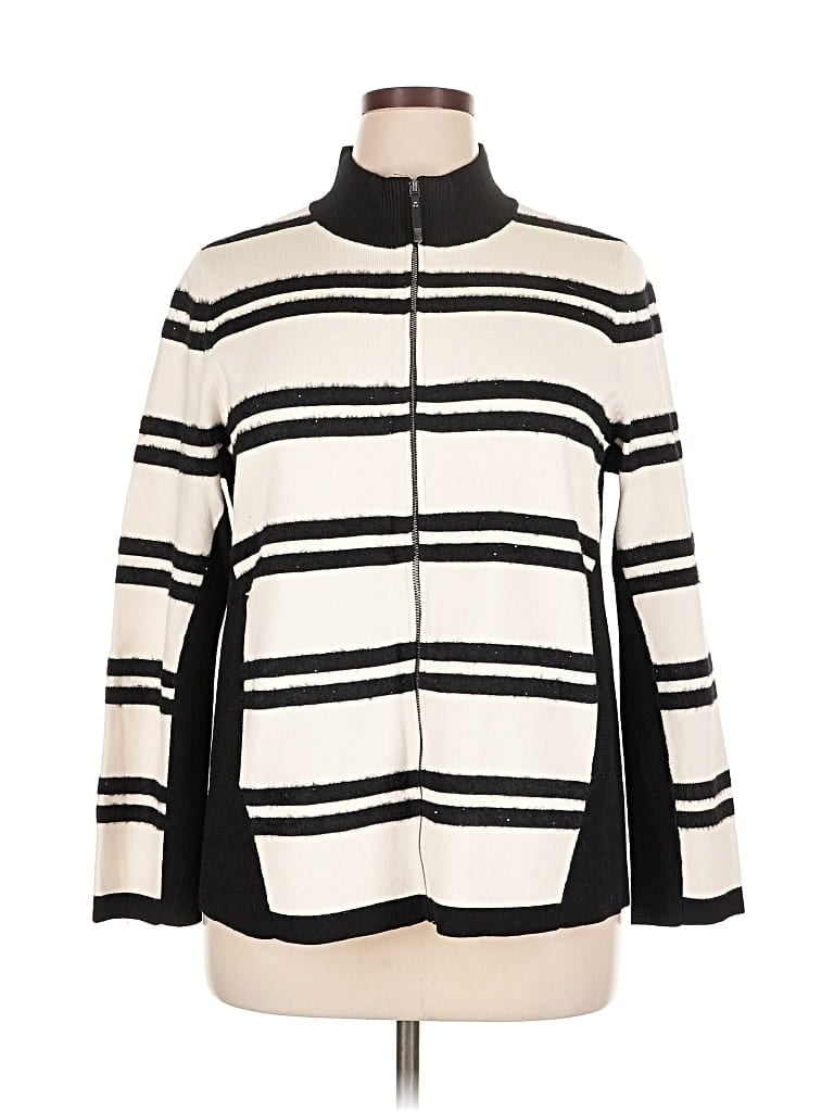 Pre-owned Chico's Turtleneck Sweater In White