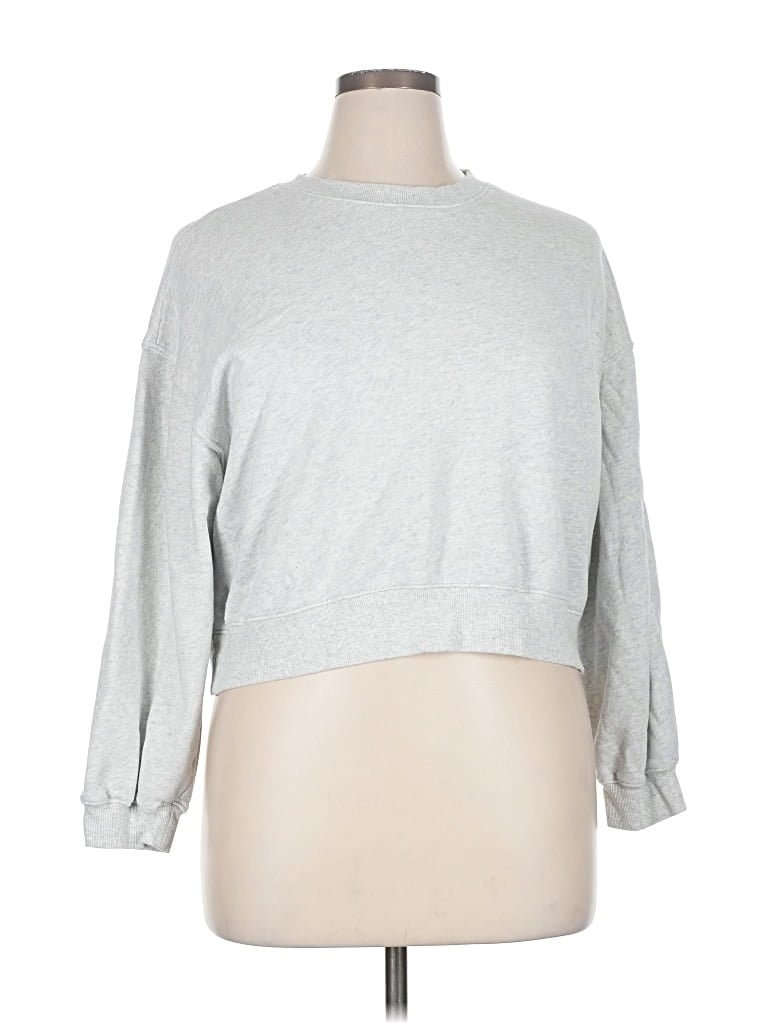 Pre-owned Old Navy Sweatshirt In Silver