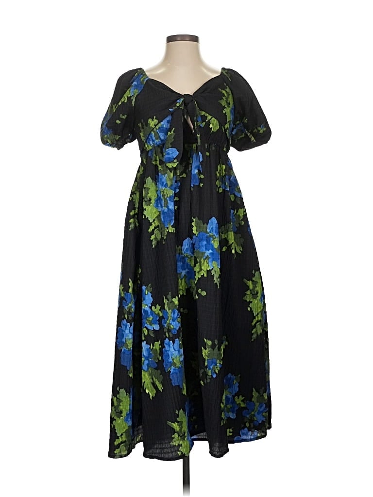Pre-owned Time And Tru Casual Dress In Black