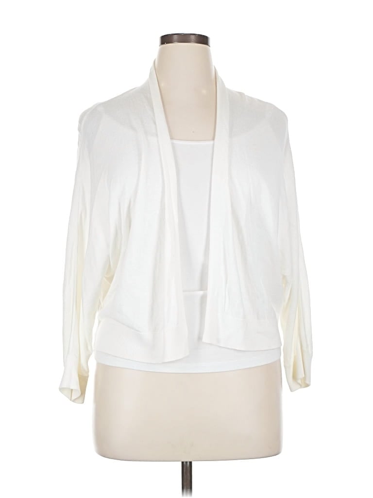 Pre-owned Old Navy Cardigan Sweater In White