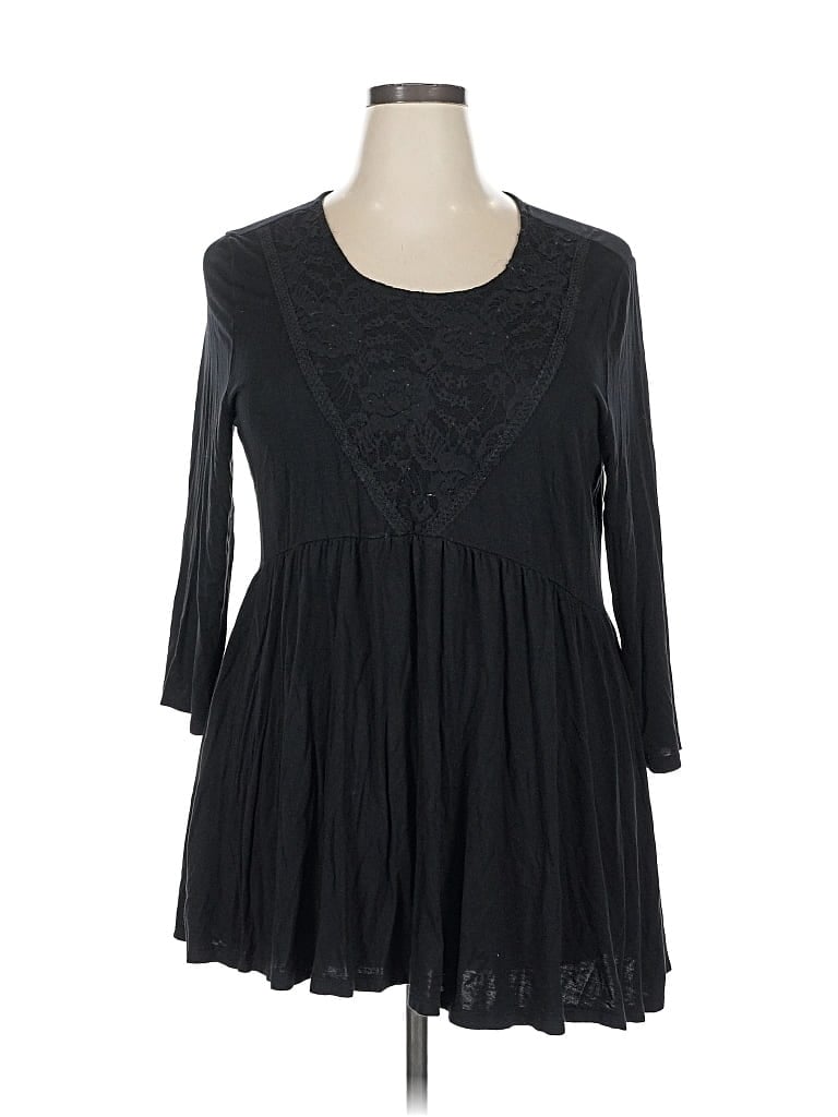 Pre-owned Torrid 3/4 Sleeve Blouse In Black