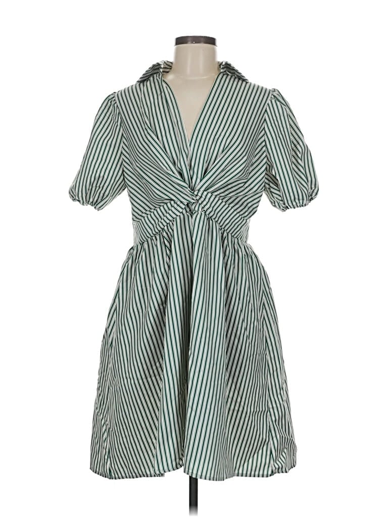 Pre-owned Shein Casual Dress In Green