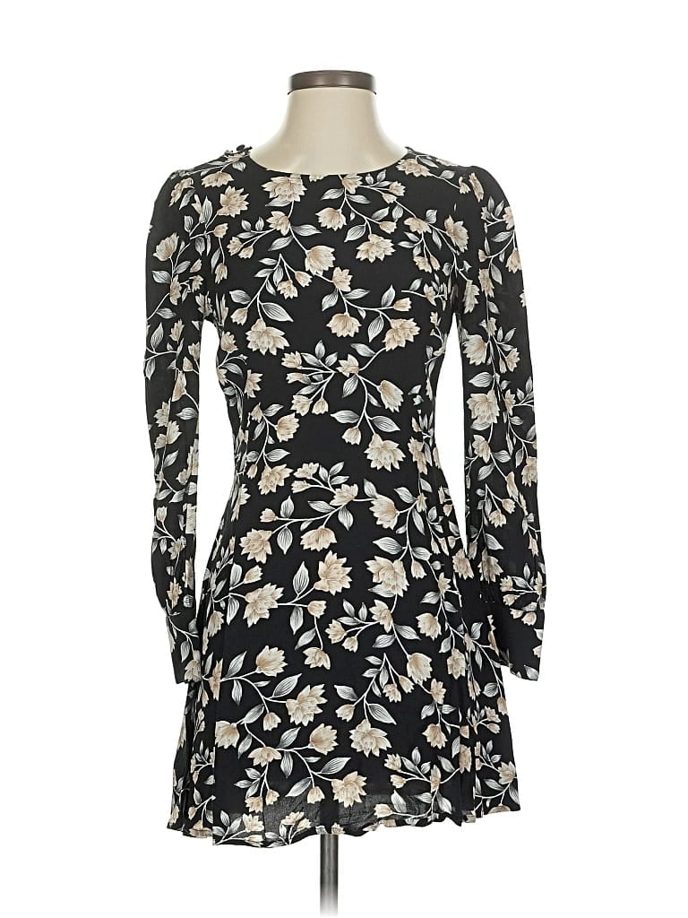 Pre-owned Flynn Skye Casual Dress In Black
