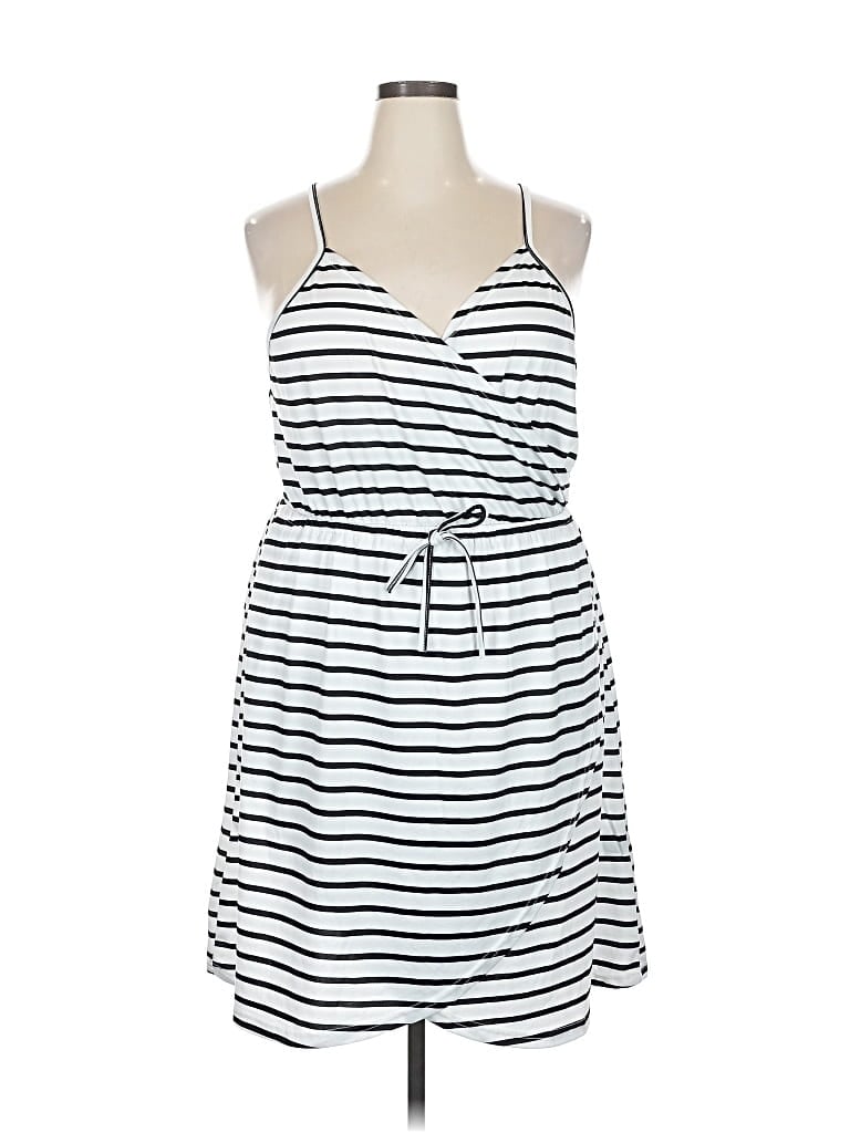 Pre-owned Love U Dear Casual Dress In White