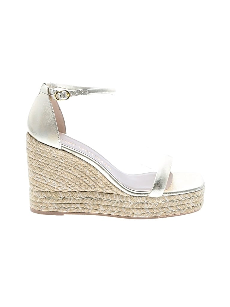 Pre-owned Stuart Weitzman Wedges In Gold