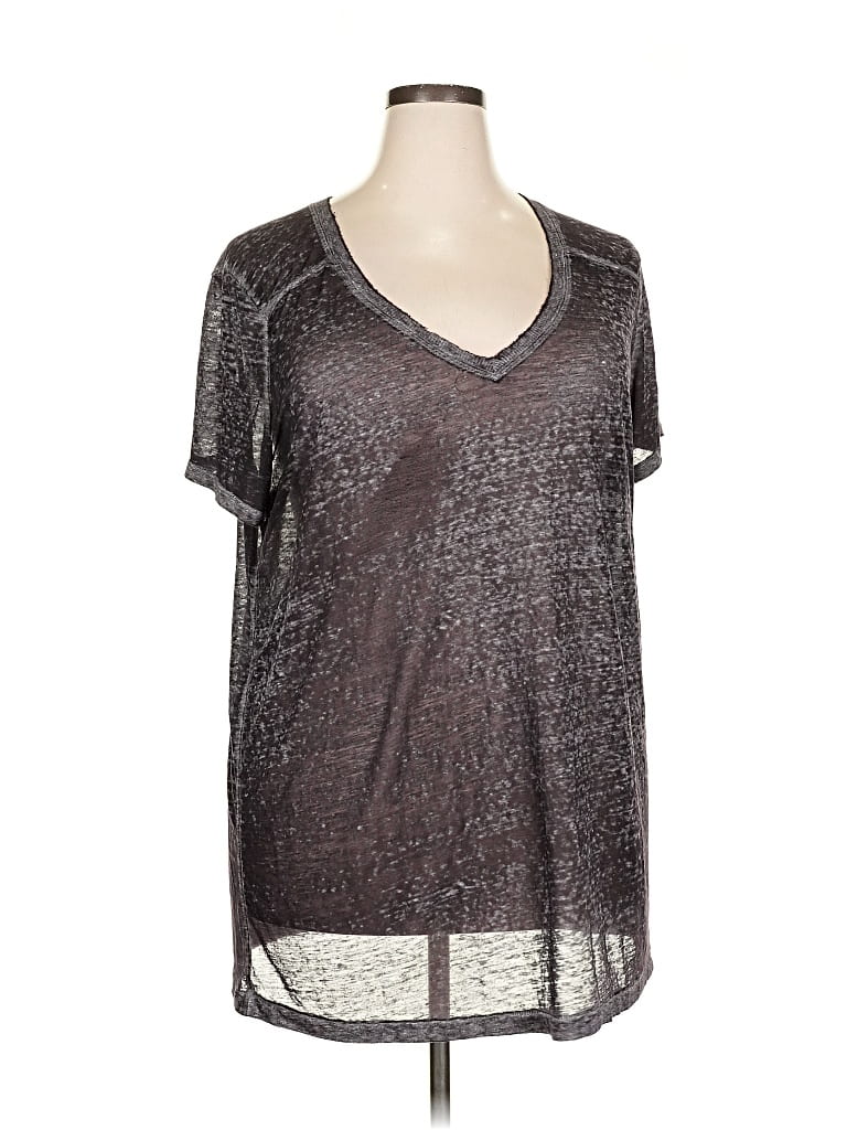 Pre-owned Torrid Short Sleeve T-shirt In Brown