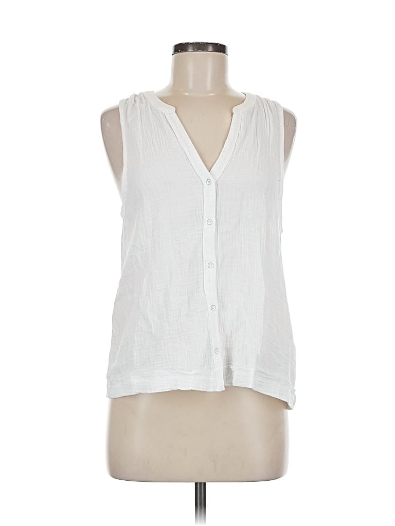 Splendid Sleeveless Button Down Shirt In White