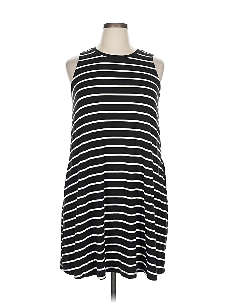 Pre-owned Time And Tru Casual Dress In Black
