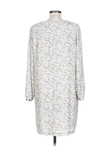 Lila Rose Casual Dress (view 2)