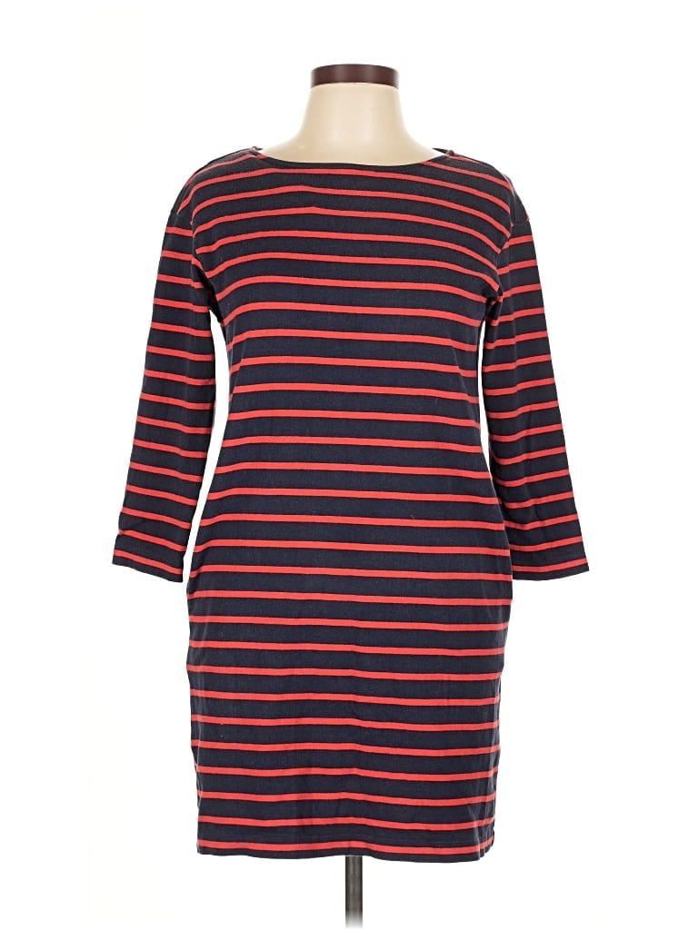 Pre-owned Uniqlo Casual Dress In Red