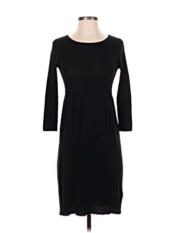 Uniqlo Casual Dress (view 1)
