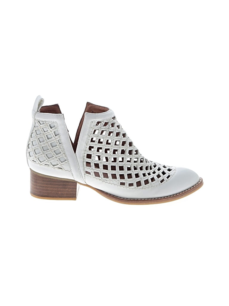 Pre-owned Jeffrey Campbell Ankle Boots In White