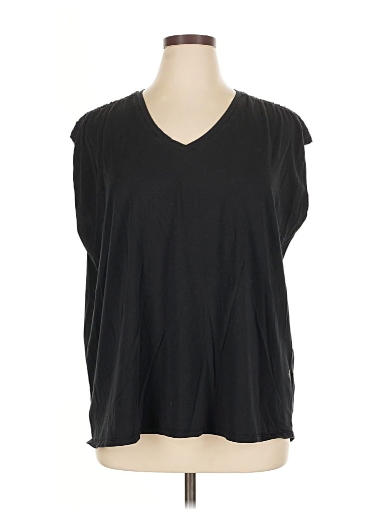 Pre-owned L.l.bean Sleeveless T-shirt In Black