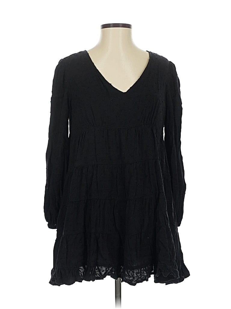 Pre-owned Urban Outfitters Casual Dress In Black