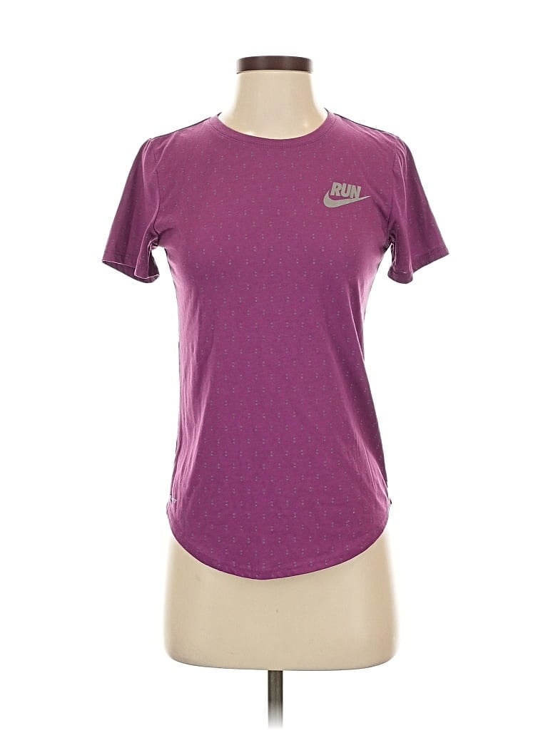 Pre-owned Nike Active T-shirt In Purple