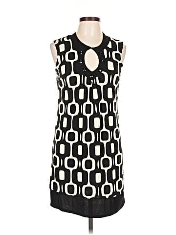 En Focus Sleeveless T-Shirt (view 1)