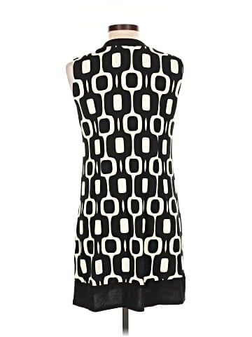 En Focus Sleeveless T-Shirt (view 2)